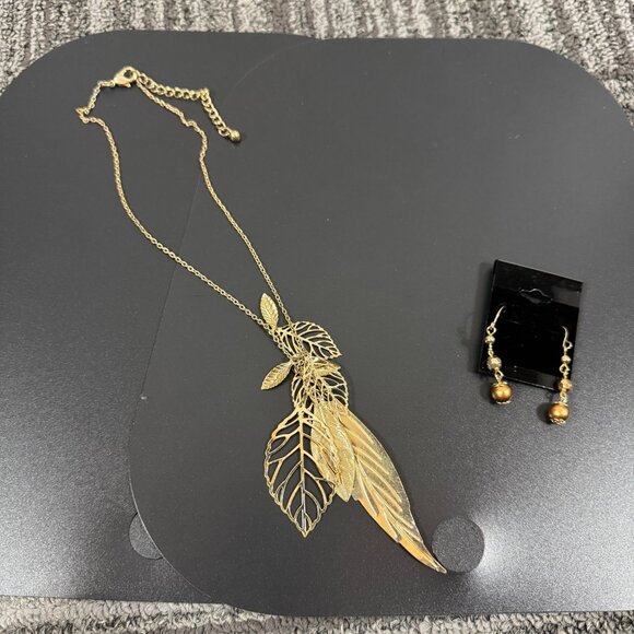 Lot of 2 gold earring and leaf necklace set.  Dangle layered. - Picture 1 of 7